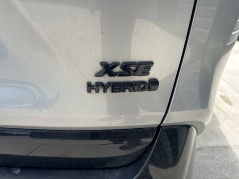 Used 2021 Toyota RAV4 XSE image 4
