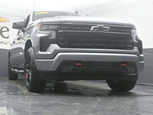Used 2023 Chevrolet Silverado 1500 RST w/ Redline Edition image 3