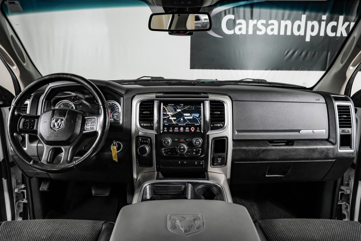 Used 2017 RAM 1500 SLT RWD image 14