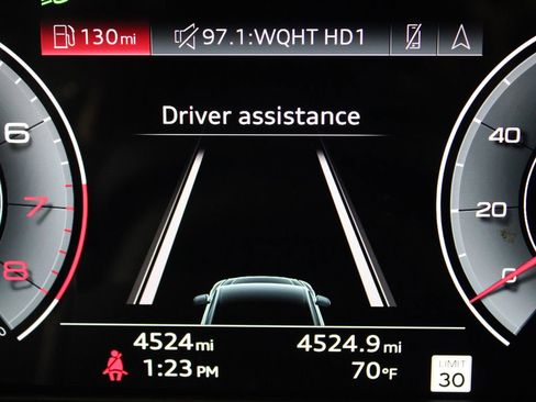 Certified 2025 Audi Q5 2.0T Premium Plus w/ Premium Plus Package image 16