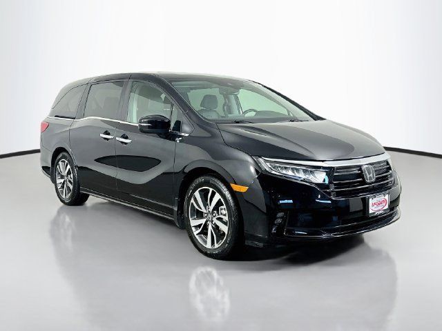 Certified 2024 Honda Odyssey Touring image 19