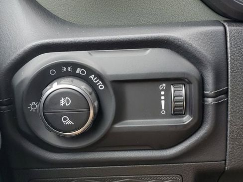 New 2025 Jeep Gladiator Mojave image 41