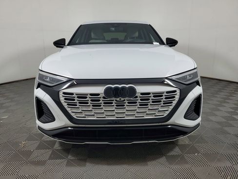 Certified 2024 Audi Q8 e-tron Prestige w/ Prestige Package AWD/4WD image 2