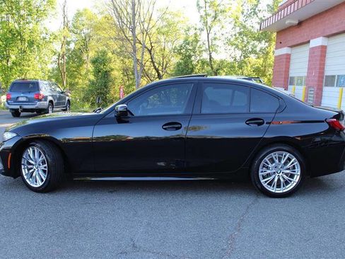 Used 2023 BMW 330i Sedan w/ Driving Assistance Package RWD image 2