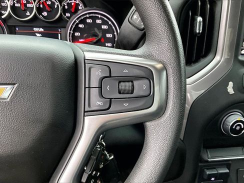 Used 2022 Chevrolet Silverado 2500 Custom w/ Custom Convenience Package image 20