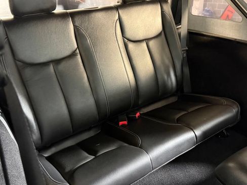 Used 2015 Jeep Wrangler Sahara w/ Connectivity Group AWD/4WD image 19