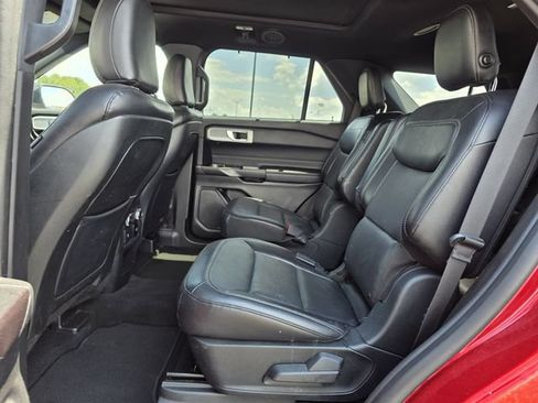Used 2020 Ford Explorer Limited AWD/4WD image 17