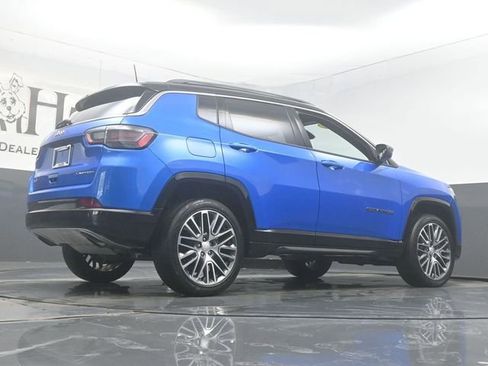 Used 2023 Jeep Compass Limited w/ Elite Group AWD/4WD image 32