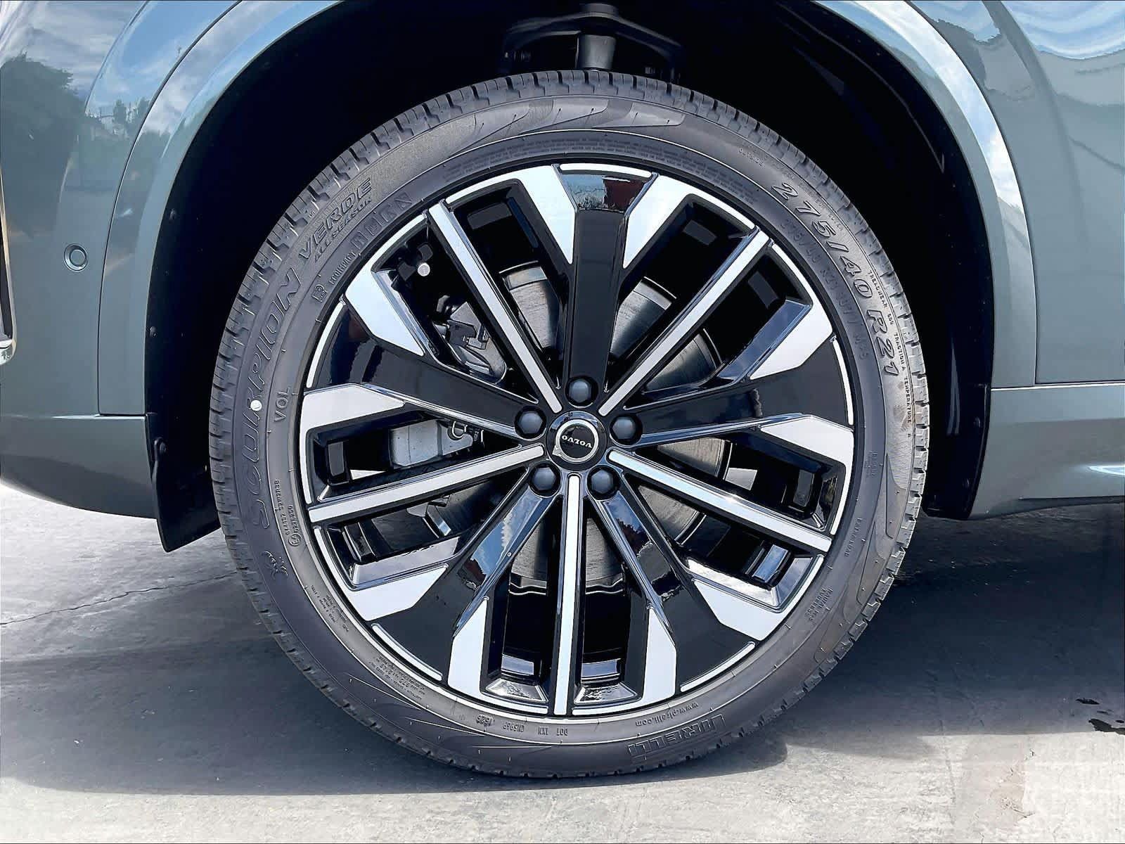 New 2027 Volvo XC90 B6 Ultra AWD/4WD image 14