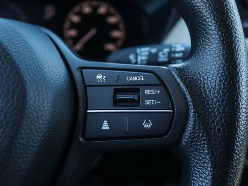 Used 2023 Honda HR-V LX image 24