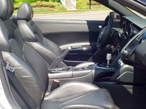 Used 2014 Audi R8 V8 w/ Convenience Package AWD/4WD image 48