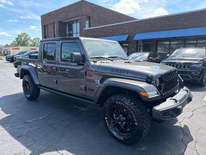 Used 2024 Jeep Gladiator Sport