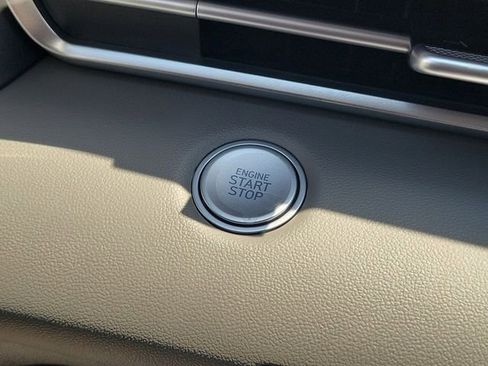 New 2026 Hyundai Elantra Hybrid FWD image 10