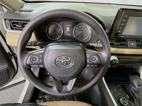 Certified 2020 Toyota RAV4 XLE w/ All Weather Liner Package image 20