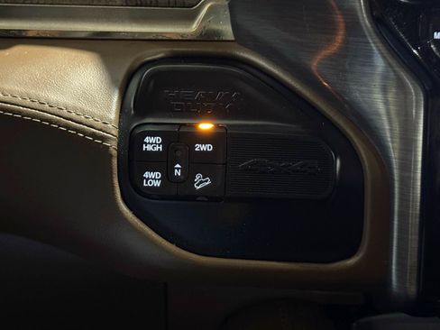 Used 2020 RAM 2500 Limited AWD/4WD image 28