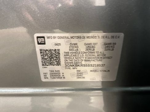 Used 2025 Chevrolet Blazer RS AWD/4WD image 28