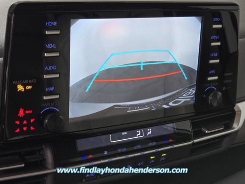 Used 2023 Toyota Sienna LE FWD image 29