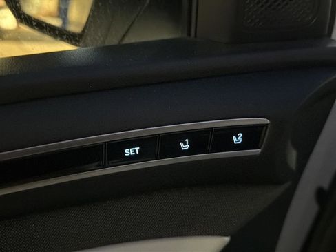 Used 2022 Hyundai Tucson Limited image 8