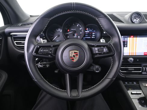 Used 2024 Porsche Macan Turbo image 35