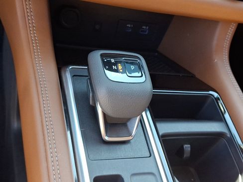 Certified 2023 Nissan Pathfinder Platinum AWD/4WD image 20