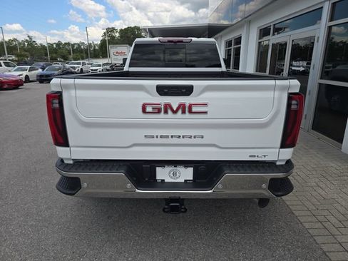 New 2026 GMC Sierra 3500 SLT w/ SLT Premium Package AWD/4WD image 7