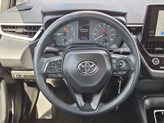 Used 2025 Toyota Corolla LE FWD image 20