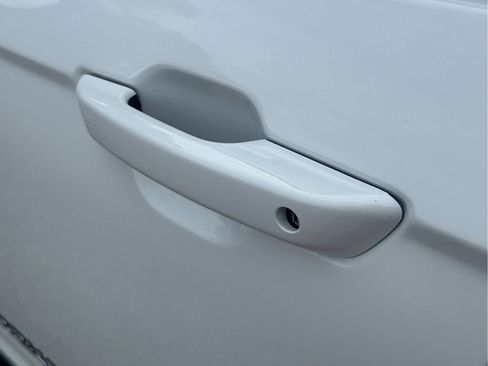 New 2025 Jeep Grand Cherokee Limited w/ Luxury Tech Group II image 21