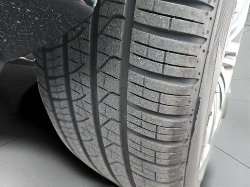 Used 2024 Land Rover Range Rover Velar Dynamic SE image 57