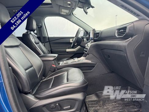 Used 2021 Ford Explorer XLT w/ Equipment Group 202A image 12