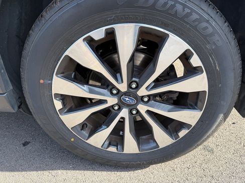 Used 2015 Subaru Outback 2.5i Limited image 24