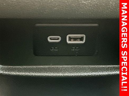 Used 2024 Cadillac XT5 Premium Luxury w/ Technology Package image 27