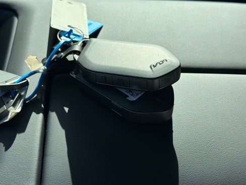 New 2027 Kia Telluride S image 25