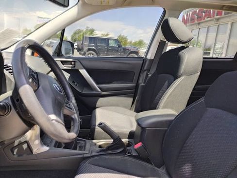 Used 2016 Subaru Forester 2.5i Premium AWD/4WD image 12