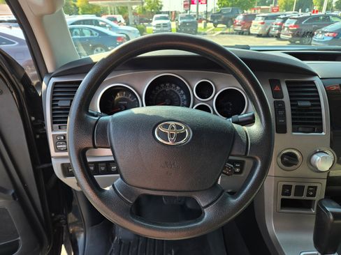 Used 2012 Toyota Tundra 4x4 Double Cab image 6