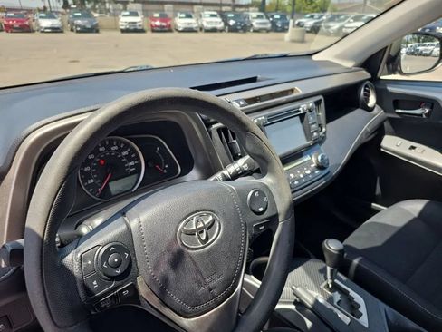 Used 2014 Toyota RAV4 XLE w/ Preferred Accessory Package FWD image 26