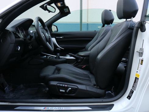 Used 2018 BMW M240i M240i 2dr Convertible image 33