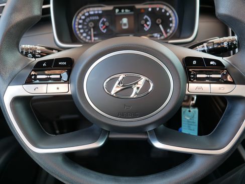 Used 2023 Hyundai Santa Cruz SE AWD/4WD image 25
