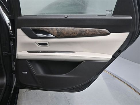 Used 2016 Cadillac CT6 Luxury image 16