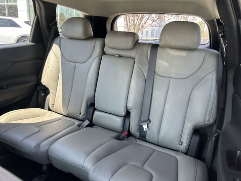 Certified 2022 Hyundai Santa Fe SEL AWD/4WD image 16