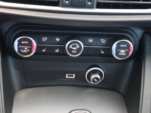 Used 2019 Alfa Romeo Stelvio Ti Sport w/ Quick Order Package 22S Sport AWD/4WD image 15