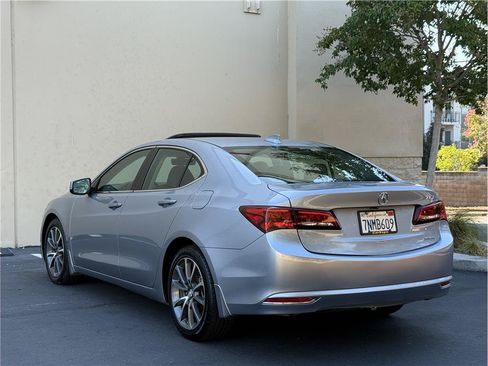 Used 2015 Acura TLX V6 SH-AWD w/ Technology Pkg image 4