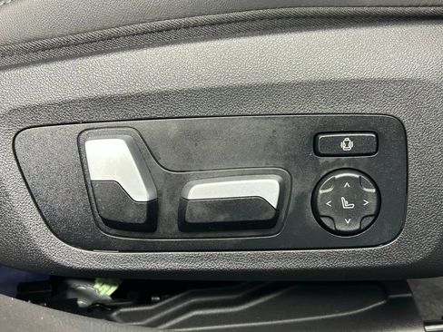 Used 2022 BMW M3 w/ Executive Package image 14