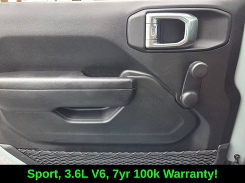Used 2024 Jeep Wrangler Unlimited Sport AWD/4WD image 21