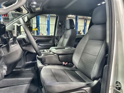 Used 2024 Chevrolet Silverado 2500 LT image 12