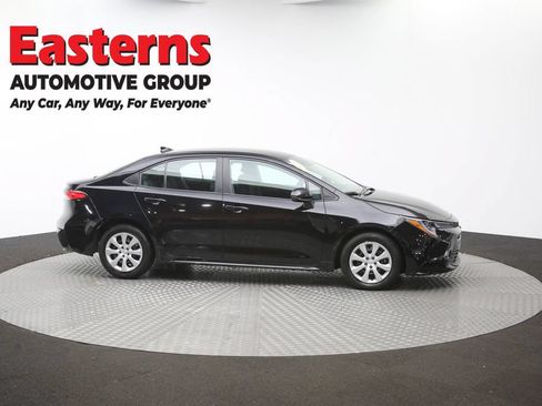 Used 2025 Toyota Corolla LE FWD image 47