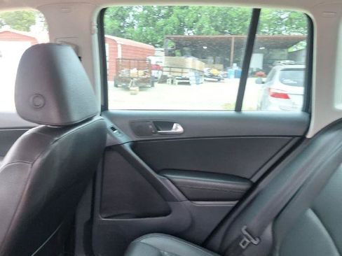 Used 2013 Volkswagen Tiguan S AWD/4WD image 8