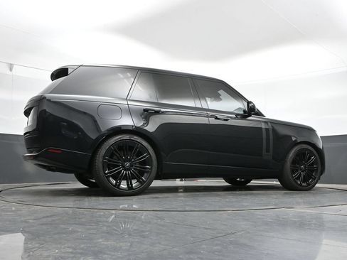 Used 2025 Land Rover Range Rover SE AWD/4WD image 43