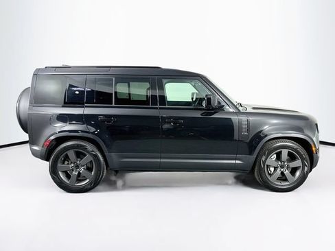 Used 2026 Land Rover Defender 110 S AWD/4WD image 4