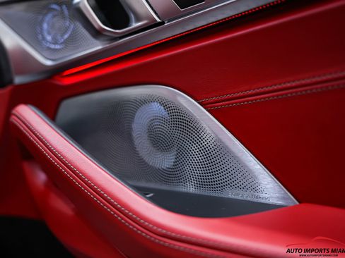 Used 2022 BMW M850i xDrive Convertible AWD/4WD image 62