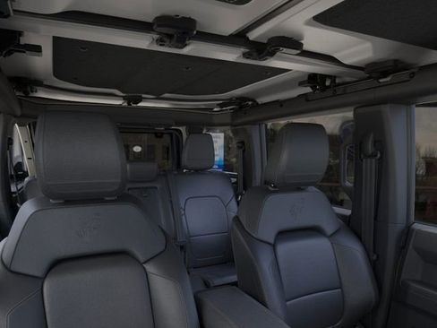 New 2025 Ford Bronco Badlands image 12